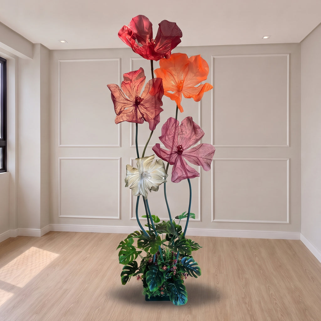 Arranjo de flores gigantes de organza com folhagem