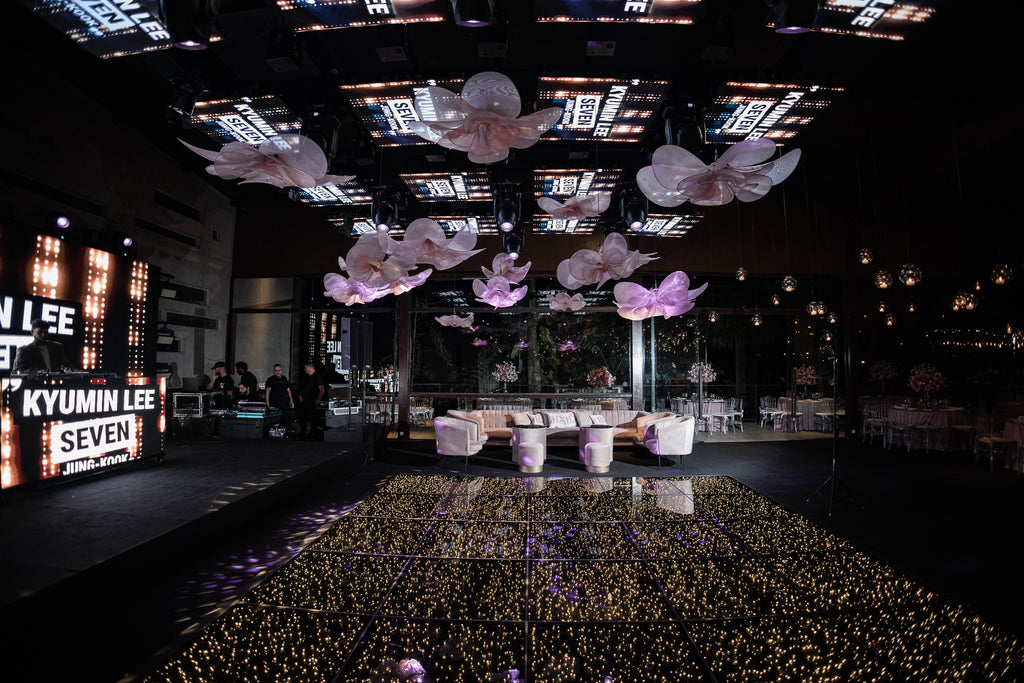 The Dance of the Organza Flowers