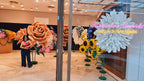 Giant rose in Italian crepe paper - handcrafted exhibition detail