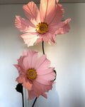 Camomila gigante de papel crepom rosa