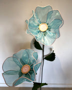 Flores gigantes de organza azuis
