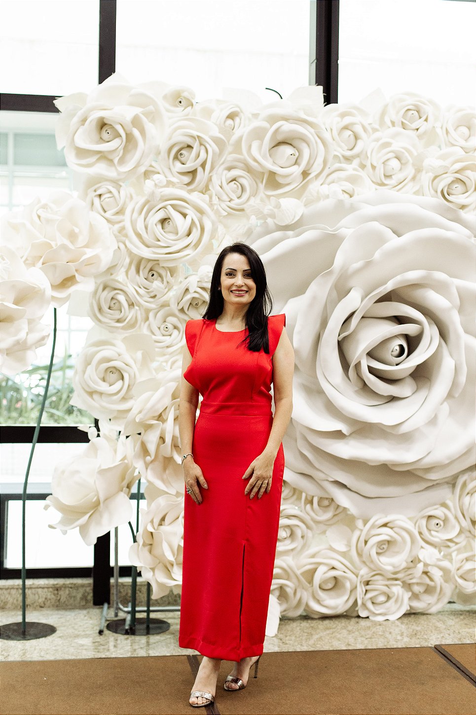 TJPR atrium decorated with a giant floral installation - exhibition overview