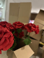 Final storefront composition for the launch of the "Flor e Ser Amor" collection